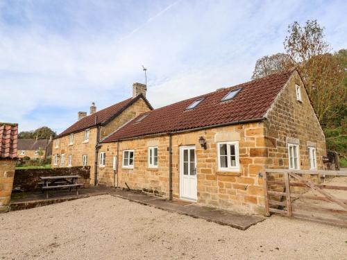 Scawton House | Cliff Cottage