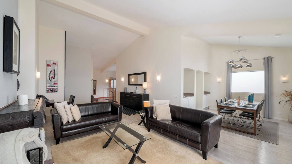 Canico Villa | Cliff Top Villa, Magnificent Seaview | Aquarela