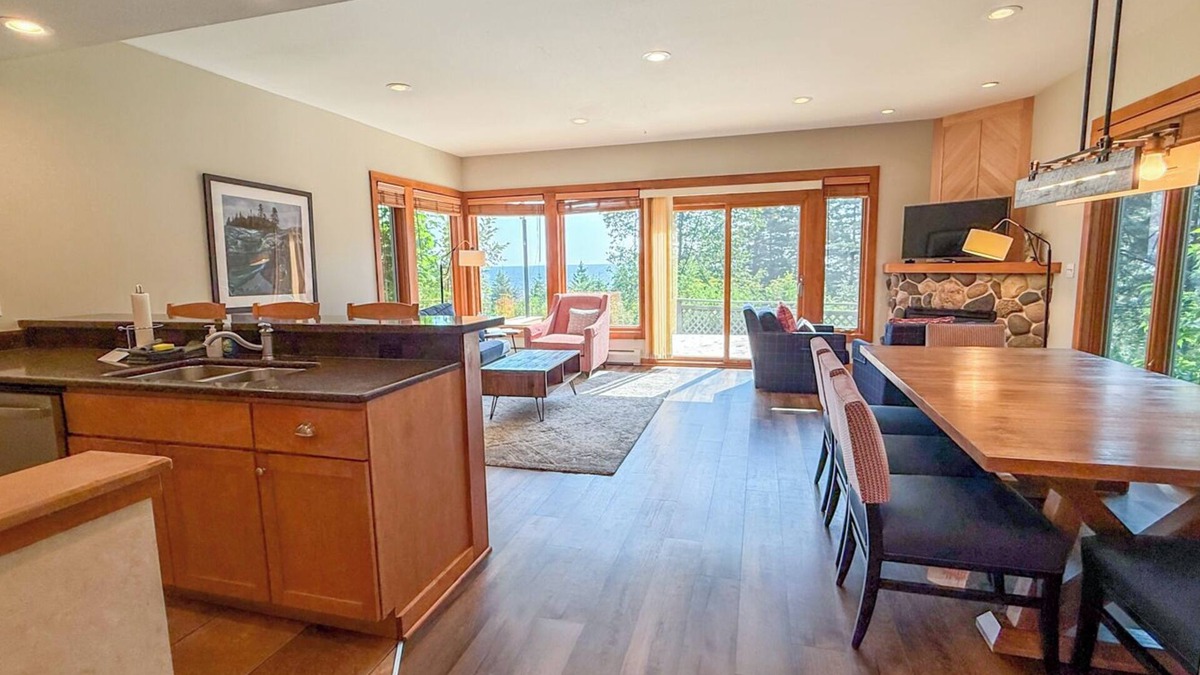Lutsen House | Cliffhouse 679 - Lutsen, Minnesota - Cascade Vacation Rentals