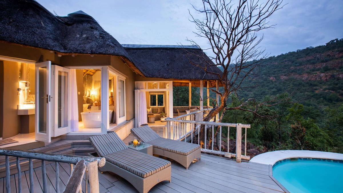 Vaalwater Hotel | Clifftop Exclusive Safari Hideaway