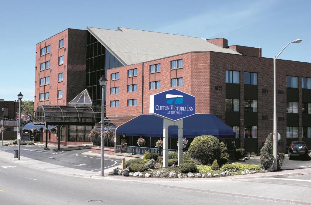 Niagara Falls Hotel | Clifton Victoria Inn at the Falls