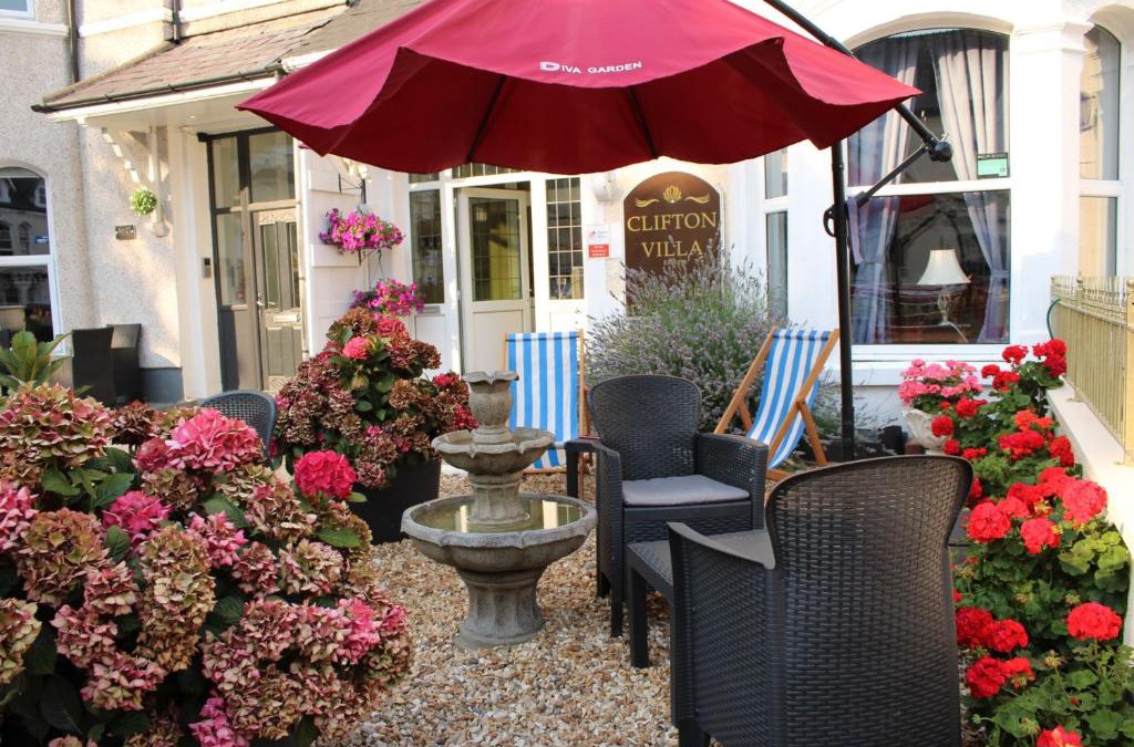 Llandudno House | Clifton Villa Guest House