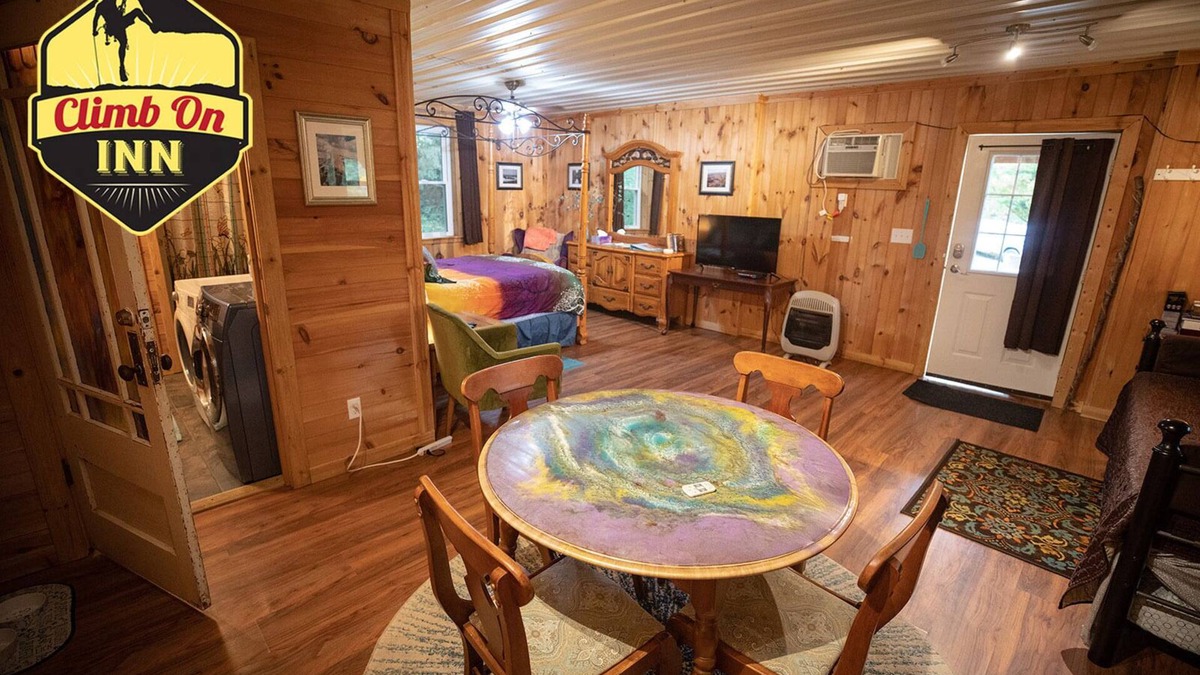 Pine Ridge House | CLIMB ON INN~Whole Property~ 3Cabins ~ Sleep 17~ Red River Gorge~ Family Reunion