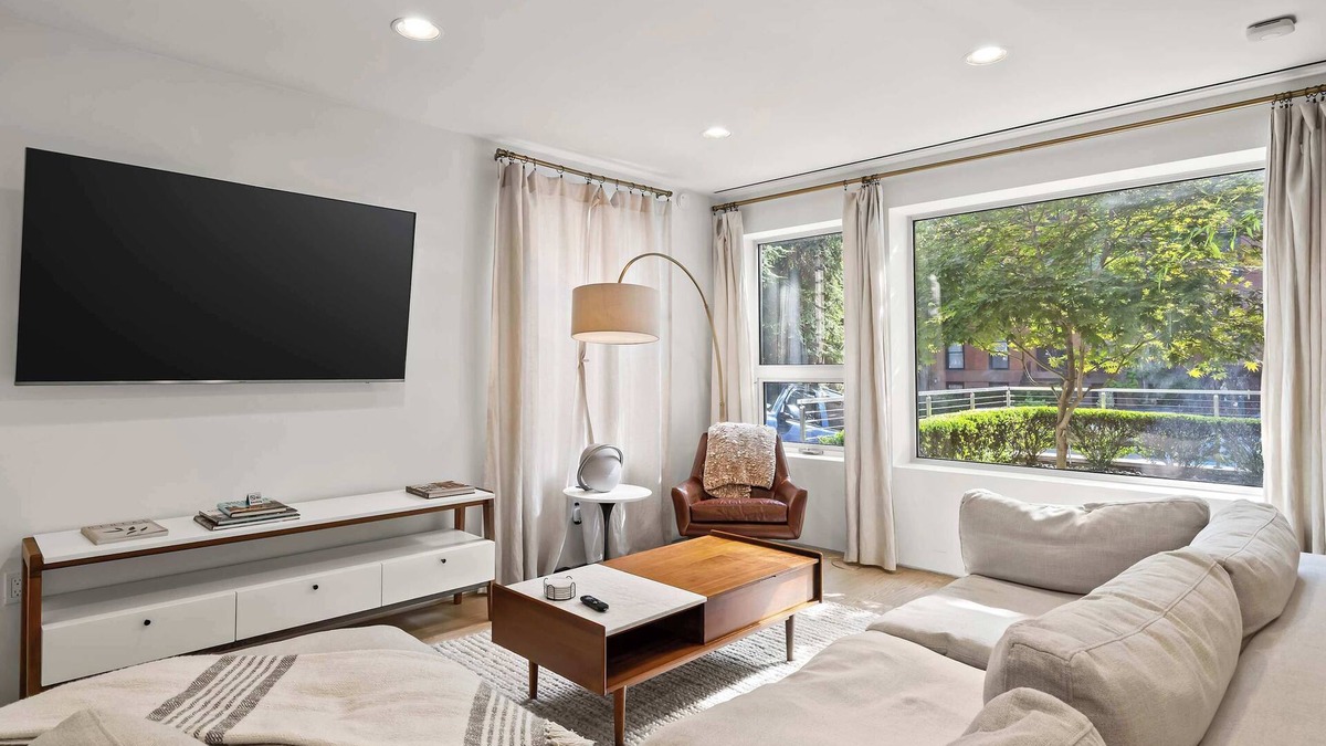Clinton Hill Apartment | Clinton Grove by Rove Travel | 2BR Modern Apt