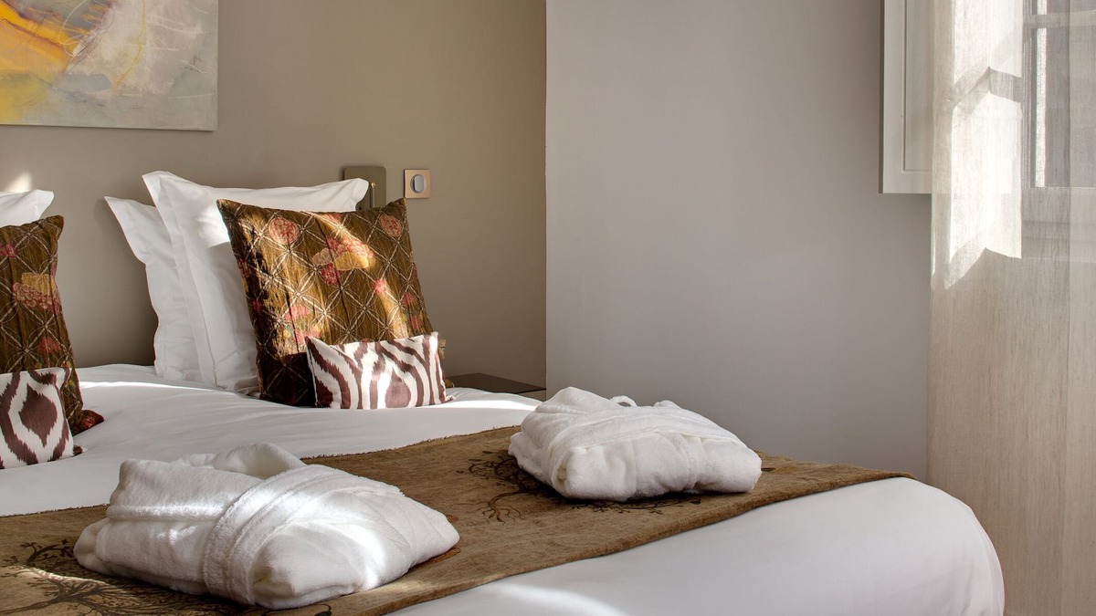 Avignon City Centre Apartment | Cloître des Augustins Spa & Fitness