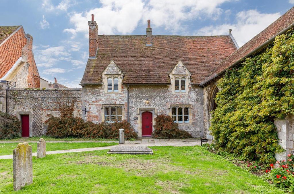 Chichester House | Cloisters Cottage