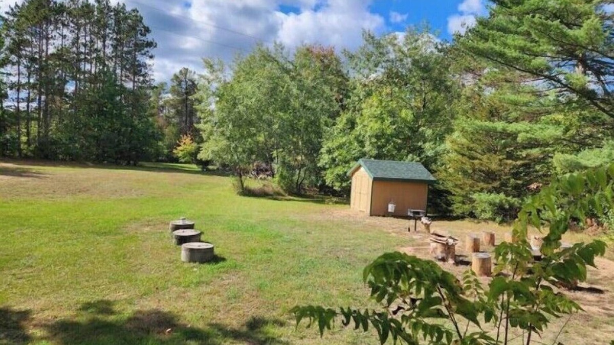 Wisconsin Dells House | Close Counts when you're playing any season.