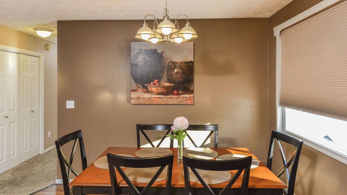 Turnagain Condo | Close to Anchorage Airport, Lake Hood and the Cook Inlet coast