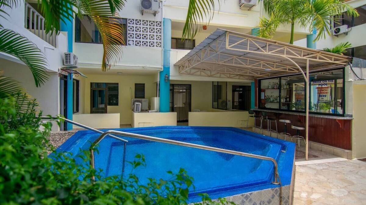 El Batey Condo | Close to everything