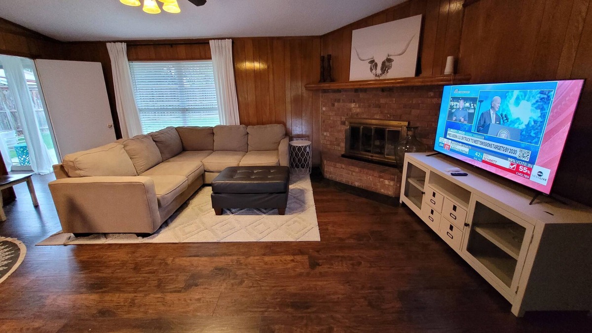 Northeast Carrollton House | Close to everything - Family friendly