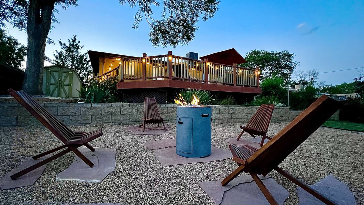 Lamar Heights Area House | Close to Everything! w/Sauna, Fireplace, & Large Backyard