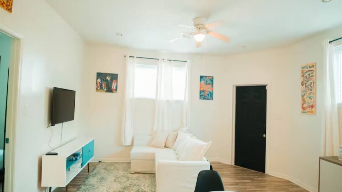 Seventh Ward House | CLOSE TO FQ + FAIRGROUNDS, SLEEPS 4 WITH W/D
