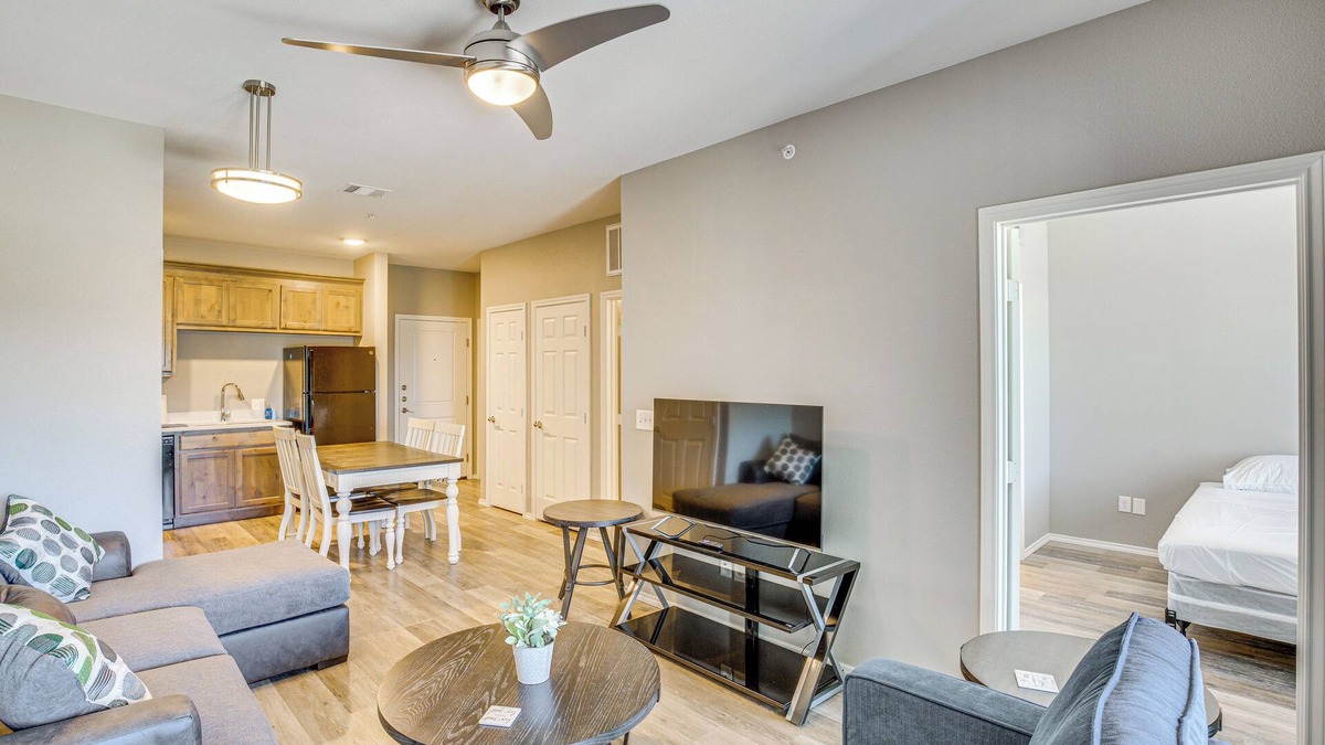 Bonham Apartment | Close to Lakes, Parks & Winery: Bonham Apt