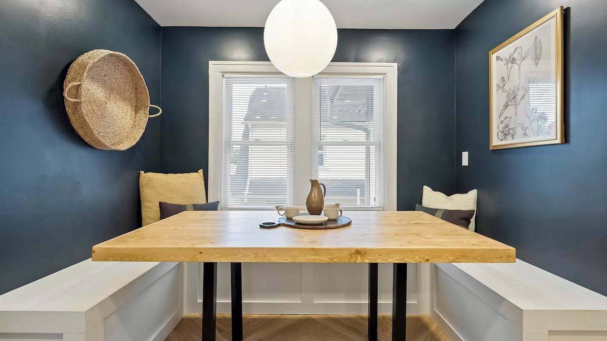 Clintonville Apartment | Close to OSU Rooftop Patio Grill & Outdoor TV