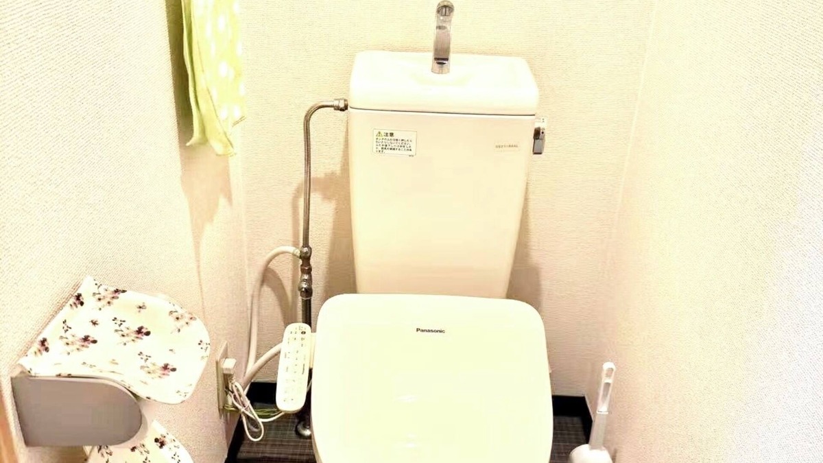 Naka Ward Apartment | Close to Sakae, multiple rooms in the same building.