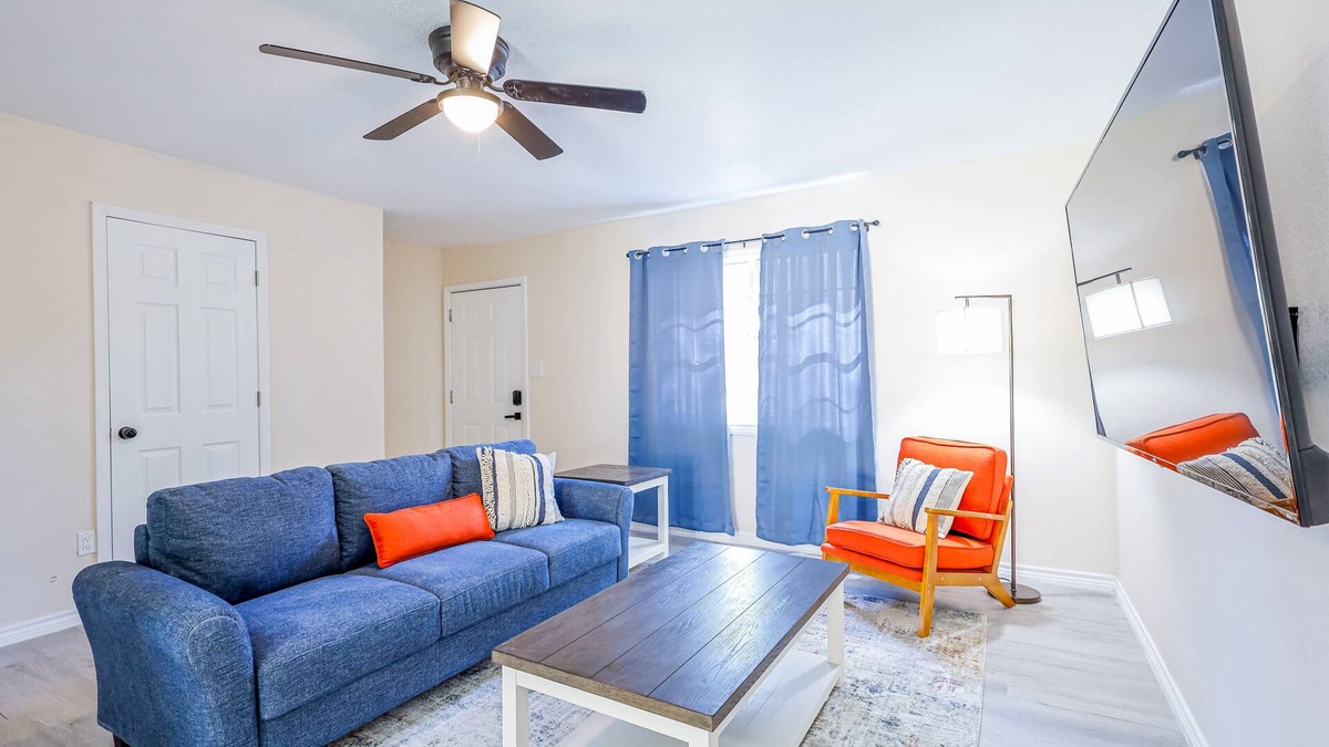 Temple House | Close to the Lake. Just 8 minutes from UMHB!