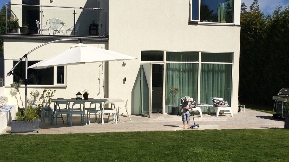 Saltsjo Boo Villa | Close to the sea and Stockholm.