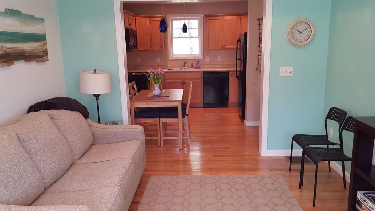 Wells Condo | CLOSE TO WELLS BEACH! 2 Bed 1 Bath in Wells, ME close to attractions!