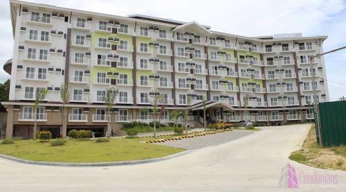 Mactan Export Processing Zone Apartment | Closest Studio with Balcony from Cebu Airport