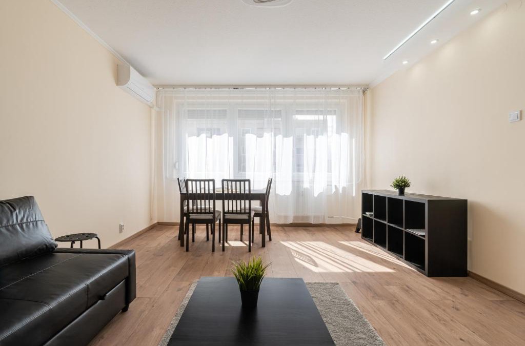 Angyalfold Apartment | Cloud 8 Apartment