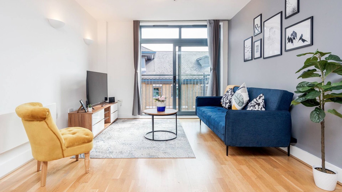 Runnymede Apartment | Cloud9 Apartment at The Charles 1