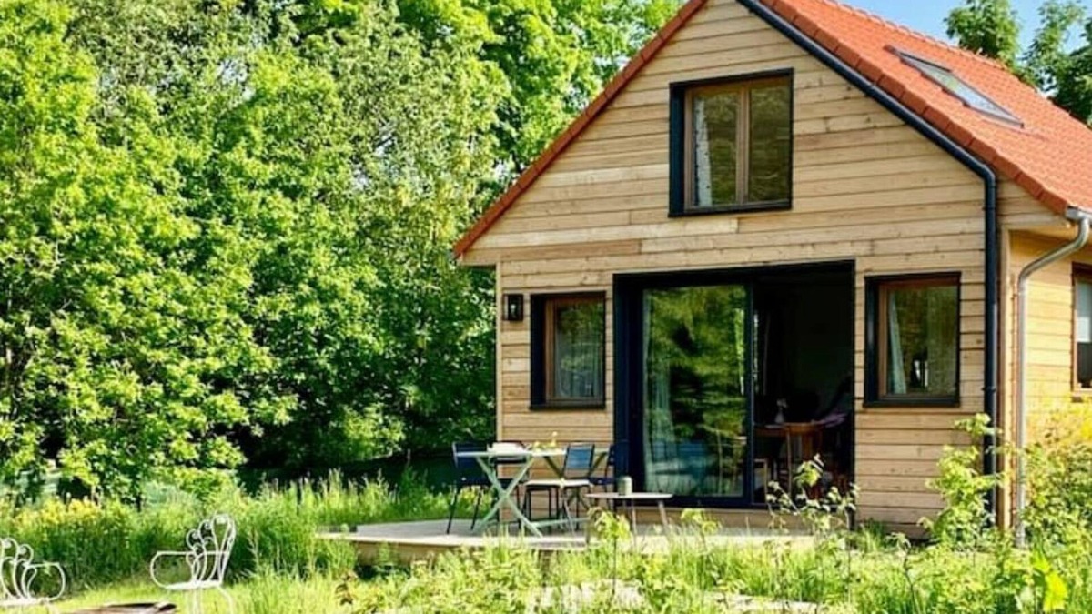 Longfosse House | "Clove" wooden house in the countryside