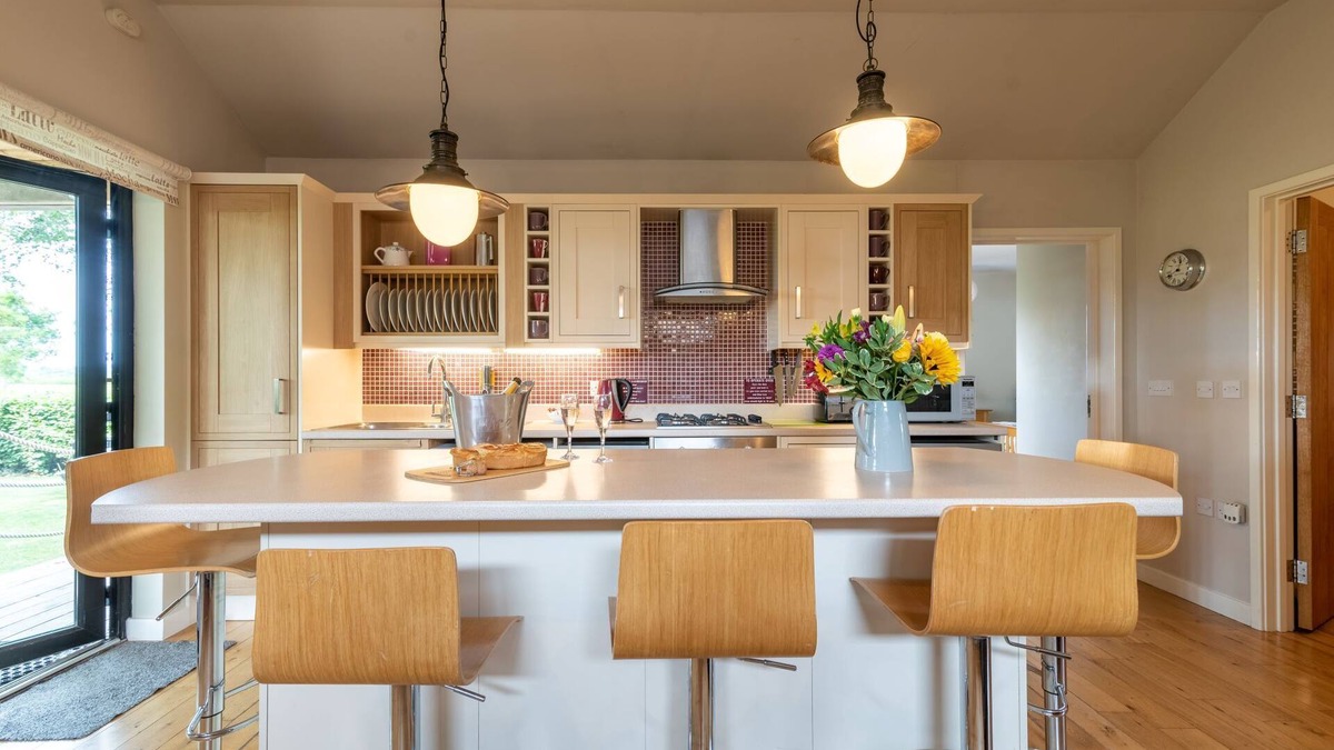Cheddar Cabin | Clover Croft lodge - sleeps 4/5 with private hot tub
