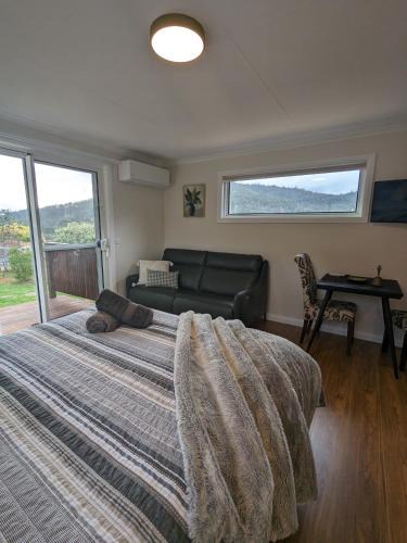 Nicholls Rivulet House | Clover Rise