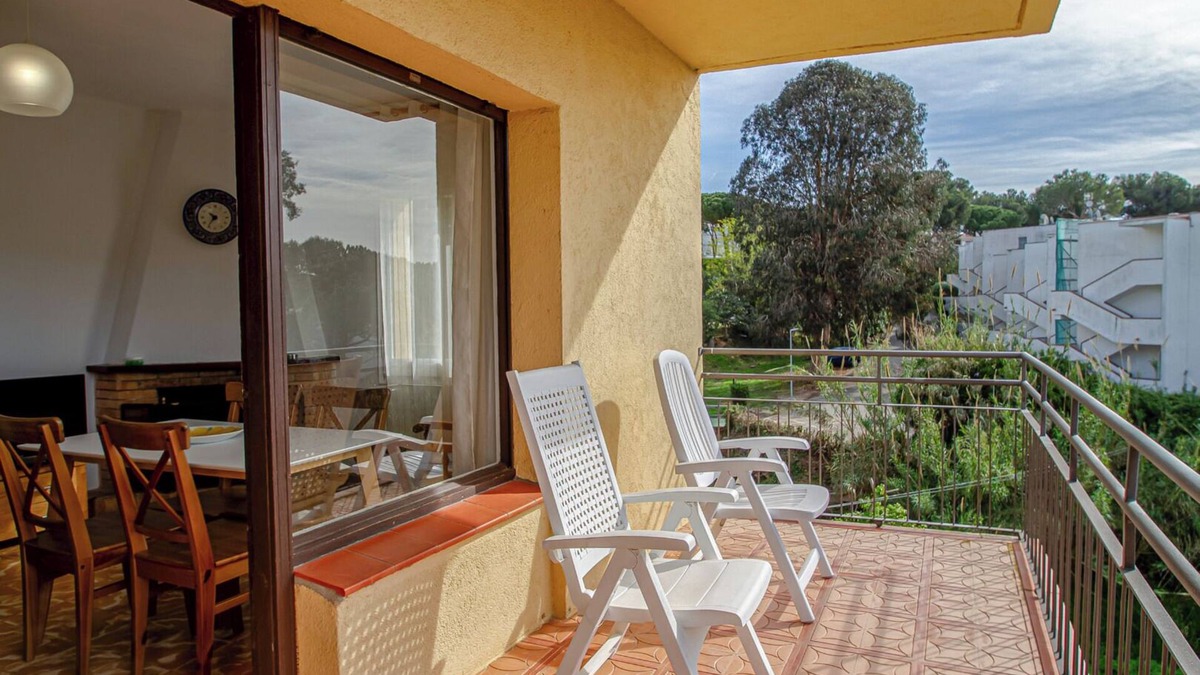 Platja d'Aro Apartment | Club Villamar - Enjoy a cozy 55m² apartment ideal for families, with a capacity for 6 people, nea.
