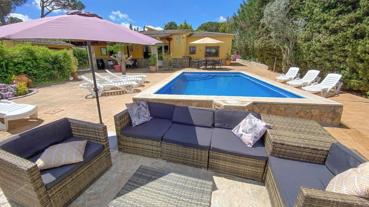 Mont Barbat Villa | Club Villamar - Nice villa with private swimming pool and barbecue, perfect to relax and enjoy yo.