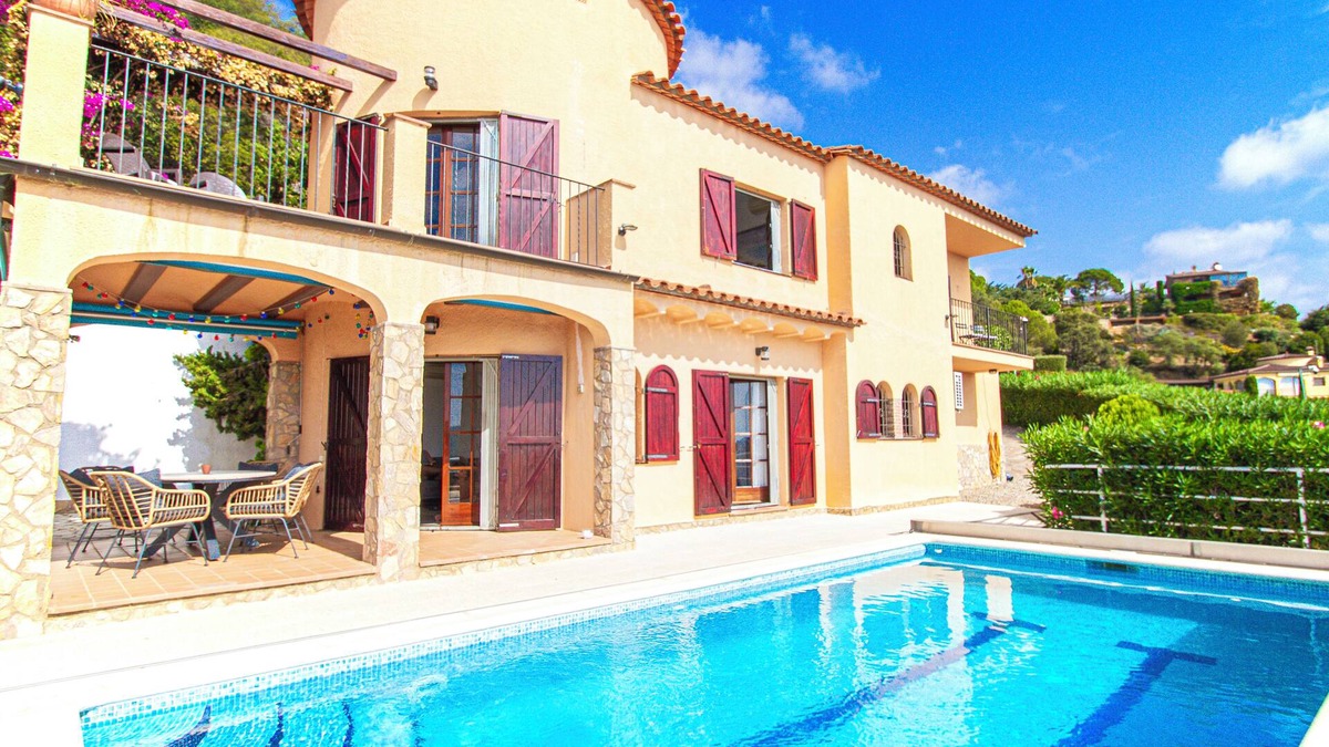 Calonge Villa | Club Villamar - Practical and functional villa with a private pool, 6000 meters from the beach, l.