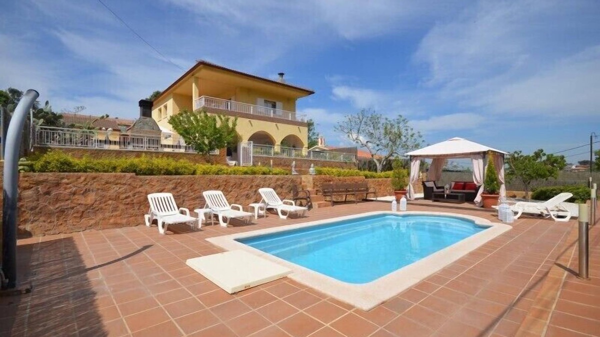 Mont Barbat Villa | Club Villamar - Very nice villa for 8 people with private swimming pool and garden