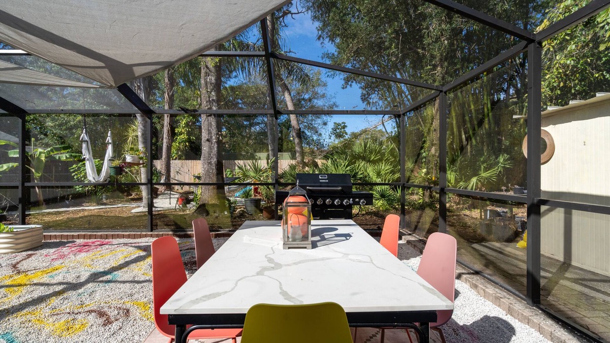 St. Petersburg - Clearwater House | Co Live Co Work in This Eclectic Designer Home