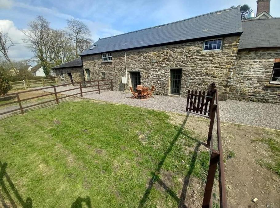 Llanddowror House | Coach House at Picton