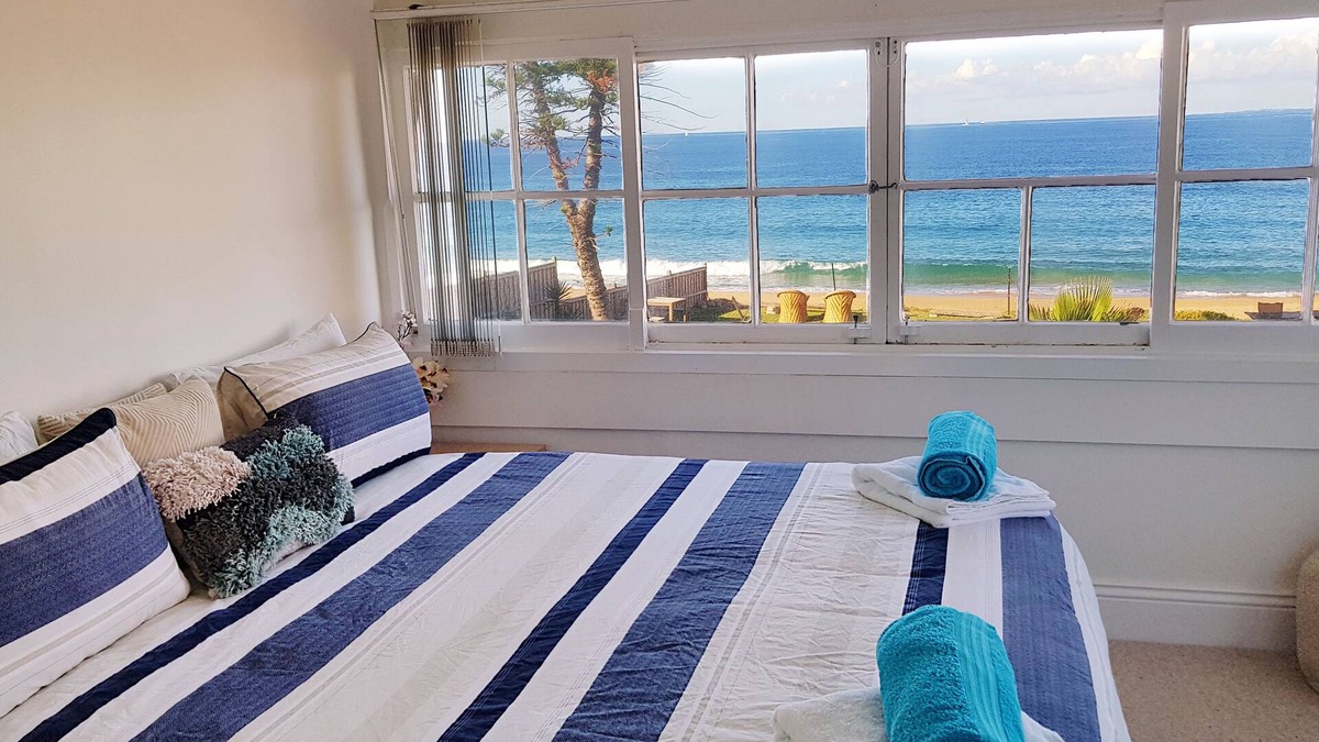 Narrabeen Apartment | Coachhouse on the Beach