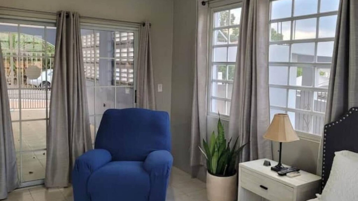 Los Llanos House | Coamo - Beautiful house, A/C/, 10min Hot Springs