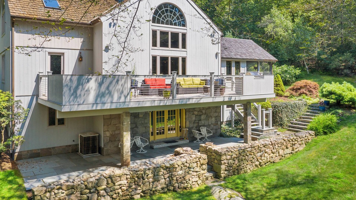 Guilford House | Coast and Country Private Estate