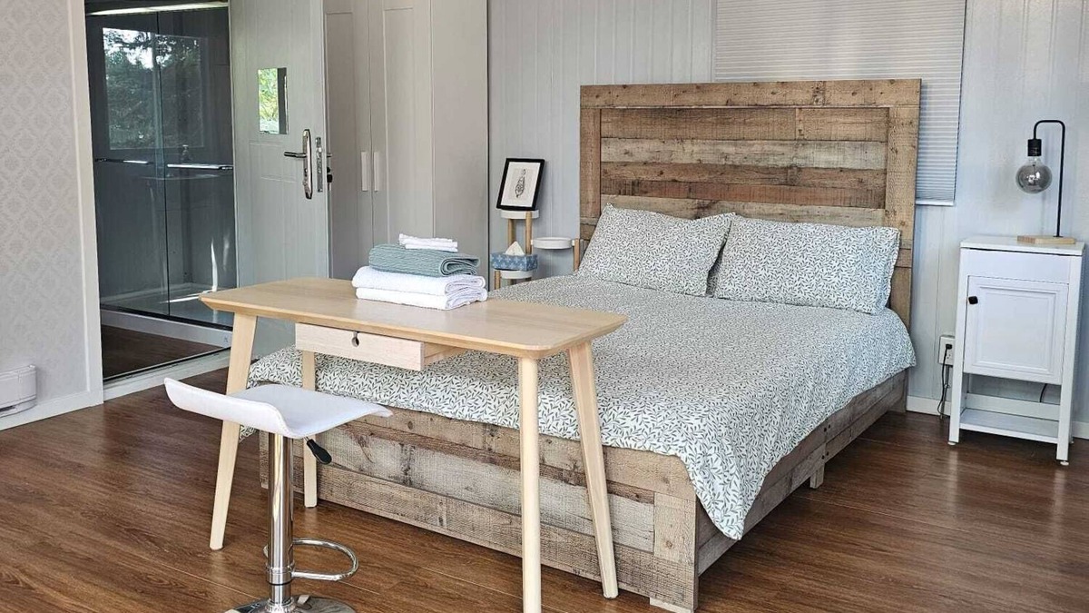 Powell River Cottage | Coast Retreat Cottage