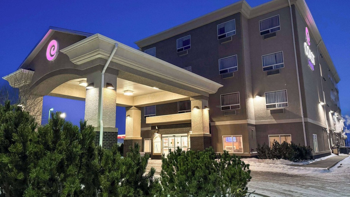 Weyburn Hotel | Coast Weyburn Hotel
