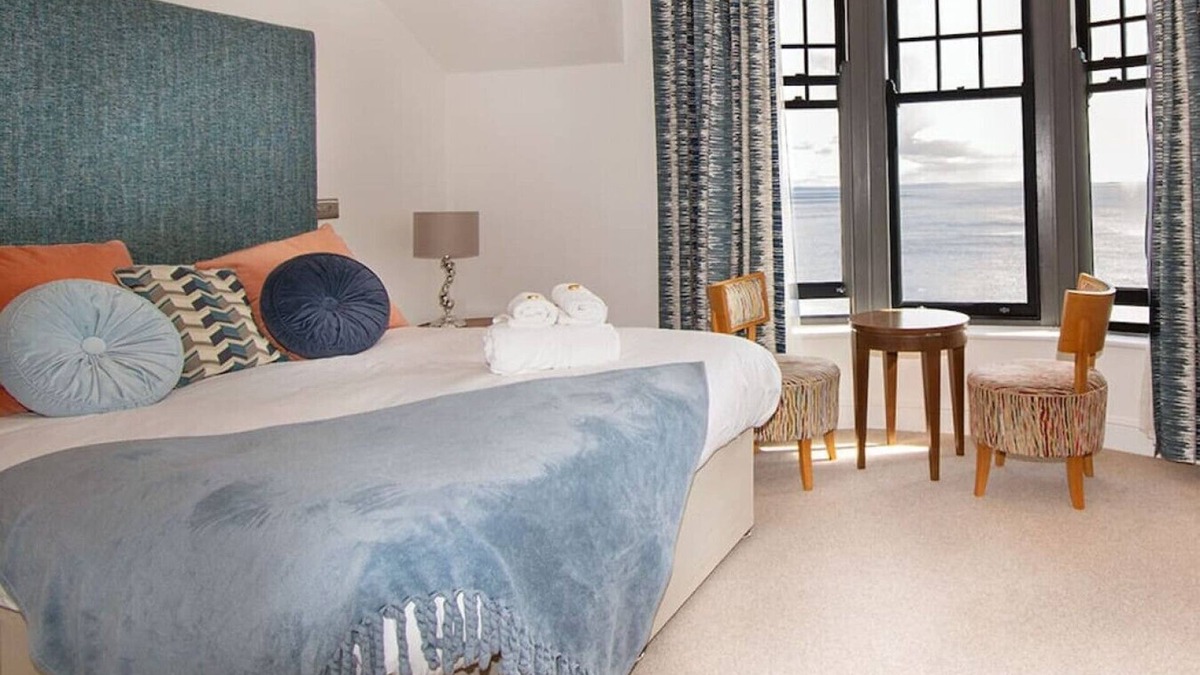 Penarth Hotel | Coastal Bliss at its Finest - Seaview Double Room