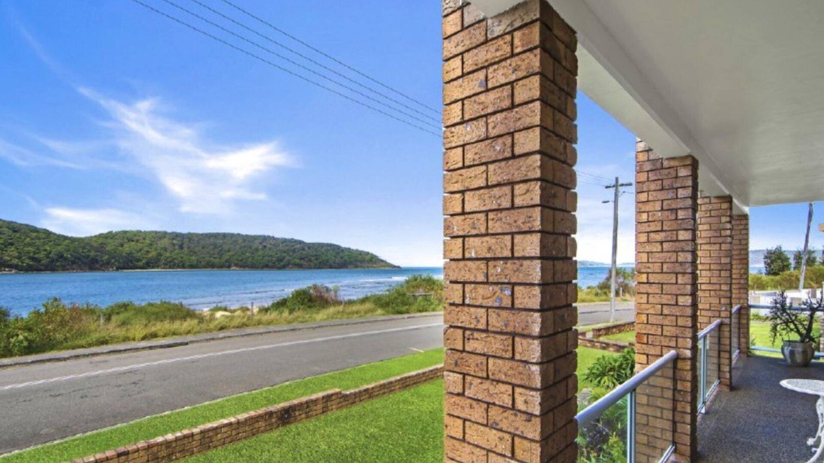 Ettalong Beach House | Coastal Charm Ettalong Beach