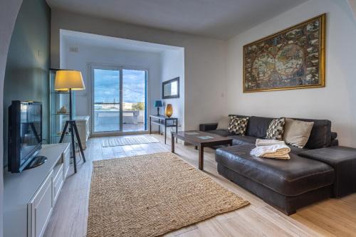 Għadira Bed & Breakfast | Coastal Charm Vacation Stay