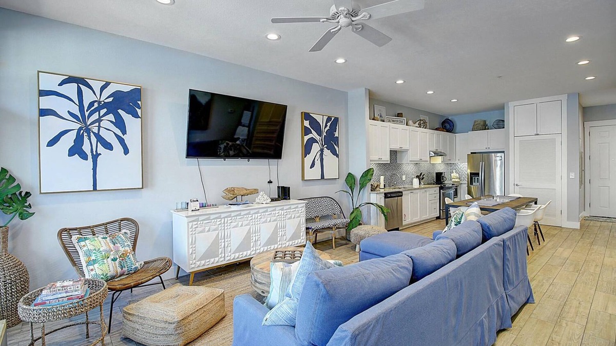 Cinnamon Shore Condo | Coastal-Chic Condo w/Designer Details+All Amenities@Cinnamon Shore!