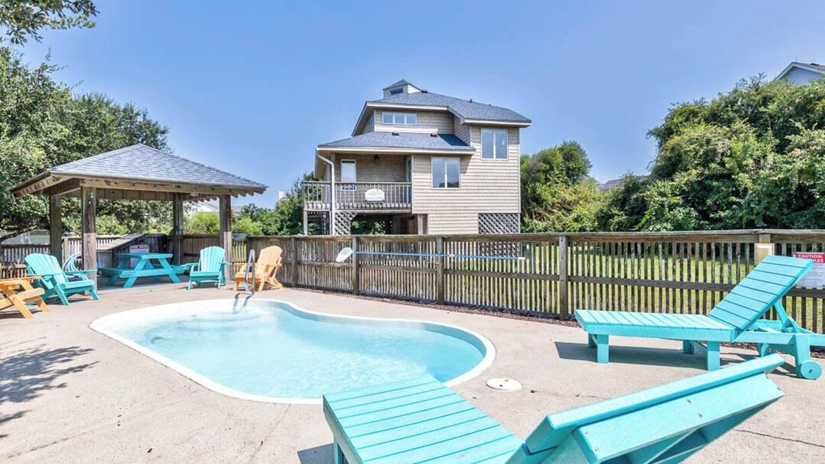 Whalehead Beach House | Coastal Comfort | 985 ft from the beach | Private Pool, Hot Tub | Corolla