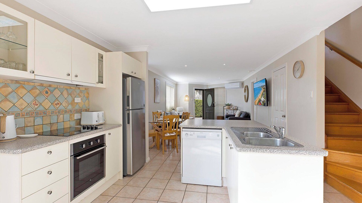 Long Jetty Apartment | Coastal Comfort on Thelma