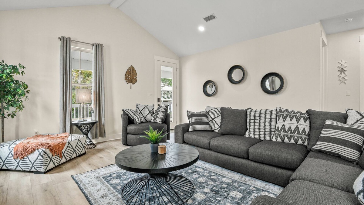 Gulfport House | Coastal Cruisers 2