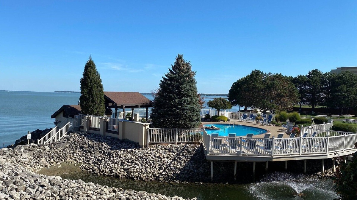 Port Clinton Condo | Coastal farmhouse condo right on the water!