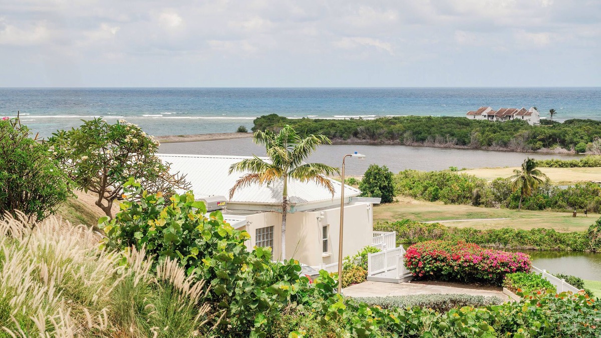 Frigate Bay Villa | Coastal Greens - 2-bed villa in Frigate Bay with ocean & golf course view
