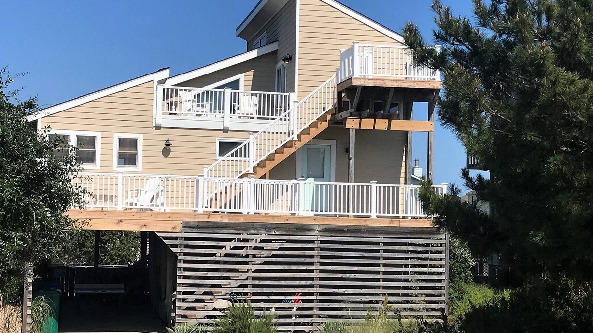 Carolina Dunes Cottage | Coastal Living at its Best. Great Beach and Sound Access