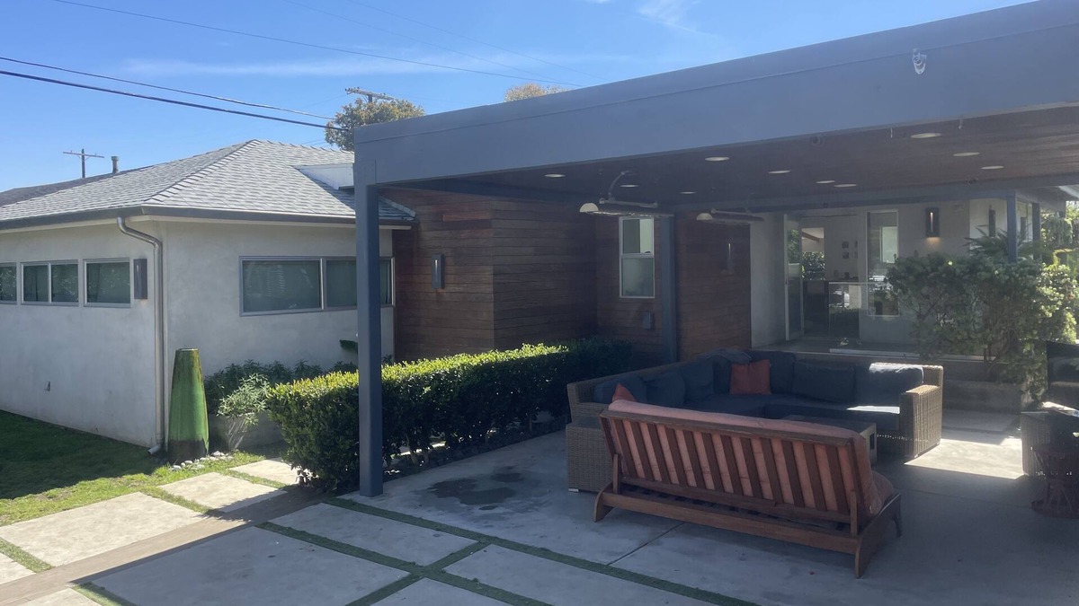 Mar Vista House | Coastal Living in Modern 3Bdrm Home Mar Vista / Santa Monica- 5 min to beach